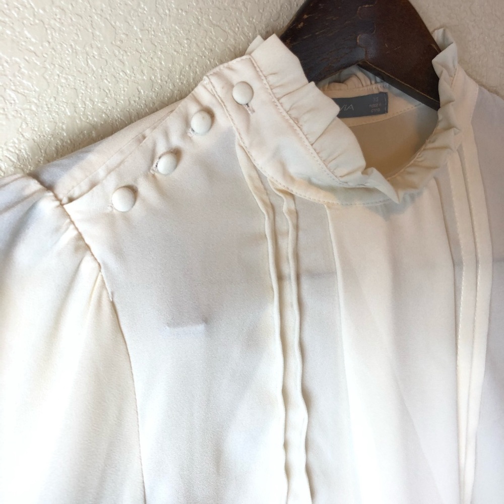 🛍Octavia || Ruffle Blouse - Picture 3 of 5